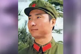 原来这些明星当过兵，陈佩斯军装英俊潇洒，没想到她的军衔是大校视频封面