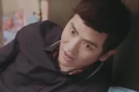 霸道总裁下班后秒变奶爸，哄着孩子睡觉，好暖心