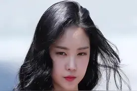 #apink孙娜恩 你那么美 笑一下该有多好@抖音小助手视频封面
