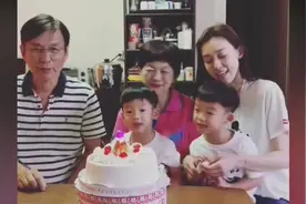 范玮琪携双胞胎儿子为妈妈庆生，三代同堂画面温馨幸福视频封面
