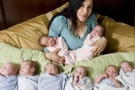 女子怀孕肚子太大，一胎竟然生8个宝宝！视频封面