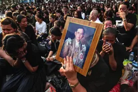 不确定性弥漫的泰国：神隐没，王未决图片