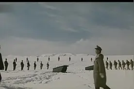 国民党29军军长刘戡被我军包围自尽，彭总致电胡宗南将其尸体运走视频封面