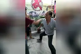 潮汕南枝拳进攻型三角与防守型云肩对练李厚波武馆图片