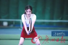 倪妮亮相《28岁未成年》 搭档霍建华被赞配一脸图片
