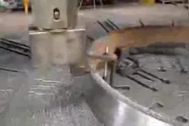 小车床肯定都见过，但是立式车床有多少人知道呢？视频封面