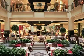 在西班牙血拼图片