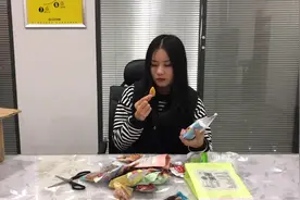 开箱试吃什锦果蔬干，果蔬都是嘎嘣脆，牙口不好可不行视频封面
