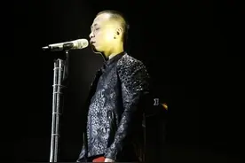 戴荃献唱《悟空》合作裘继戎还原美猴王图片