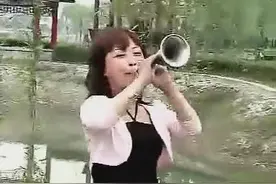 民间小调《冯小燕唢呐》，听醉了！视频封面