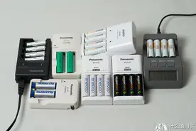 我是电池老王！ 篇三：实用干货！详细介绍镍氢电池充电器图片