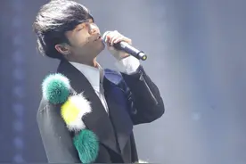 华晨宇黄子韬同台pk 张杰卖萌引粉丝喊谢娜图片