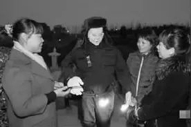 机器人保安为女职工壮胆图片