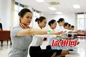 春秋航空在扬州面试空乘 700人参加面试最大的40岁图片
