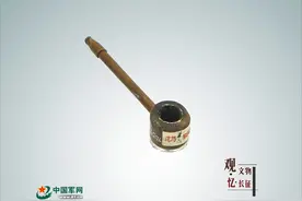 红军战士们吸的不是烟斗，是情义！图片