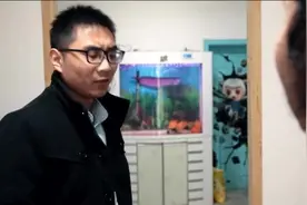 在图书馆如何跟美女搭讪！视频封面