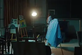 女孩深夜在画室自习，没想到竟然看到了令她后悔不一的一幕视频封面