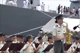 日本军乐团演奏柯南主題曲，好听，尤其喜欢萨克斯的部分