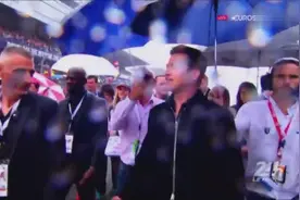 赛车比赛成龙杰森斯坦森布拉德皮特3个男神见面了视频封面