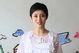 孙俪解释自己鼻子挺 眼睛那么大原因，听完全场爆笑网友；支持你视频封面