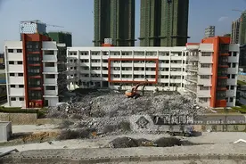 南宁“建好即拆”教学楼存质量问题 为保证安全重建图片