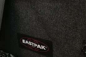 略微失望的双肩包：EASTPAK 620开箱图片