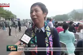 驻香港部队向市民展示特种训练科目