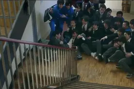 男校学生见到女生来学校会怎么样？视频封面