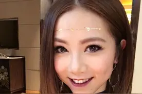 邓紫棋自拍拜早年 贴金贴纸扮演孙悟空被指像小妖精图片