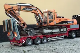 一台挖掘机模型，从卡车上下来，操控一共要几步？比你想象的多！视频封面