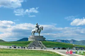 草原战神成吉思汗，马背上第一次让世界全球化图片