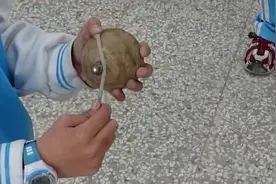 玩具陀螺：绑陀螺，丢的预备姿势和打陀螺的正确示范