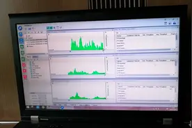 300公里时速高铁上，我亲测联通移动电信的4G网，对比很明显视频封面