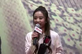 赵丽颖穿粉色裙子美的让人不敢信，网友-羡慕冯绍峰