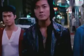 《古惑仔》陈浩南和兄弟一起出场，果然步伐霸气狂拽