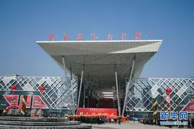 中国东海水晶城正式投入运营图片