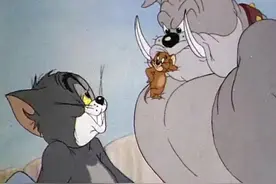 这年头，老鼠都请保镖了，猫还怎么活