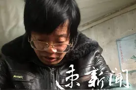 专为老人理发、修面，宿迁老鲍30年坚守一门老手艺图片