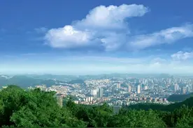 别被这两天的晴天“欺骗”了，贵阳今年的冬天预计将比往年更冷！图片