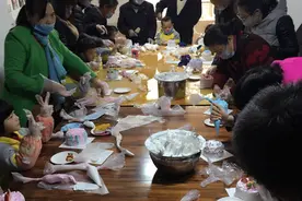 桑植机关幼儿园举行制作蛋糕亲子活动图片