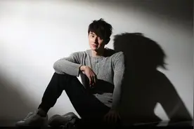 挑战二选一：张轩睿图片