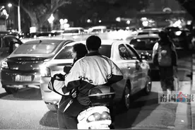 全职陪读苦并快乐着 专家：家长陪读前要做好评估图片