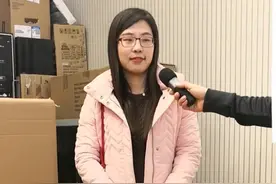 公司资深女程序员，身家不菲，至今单身，有意者留言视频封面