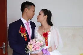 湖南农村一漂亮姑娘出嫁，新娘家修了栋别墅一样的楼房视频封面