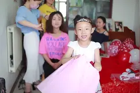 山东小伙结婚，新娘1米45，正在化妆，好漂亮！视频封面