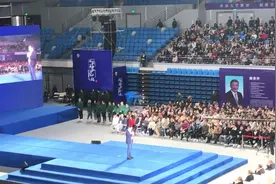 雷军在武汉大学125周年校庆珞珈论坛的演讲视频封面