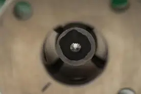 澳大利亚科学家人工合成新钻石：硬度比普通钻石高58%图片