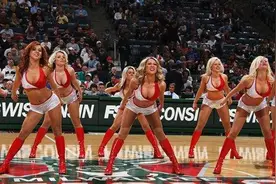 NBA赛场上的别样风情——篮球宝贝图片