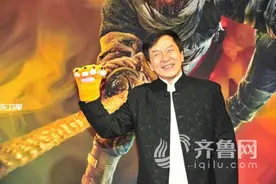 成龙《铁道飞虎》王者归来 黄子韬王凯比拼颜值图片