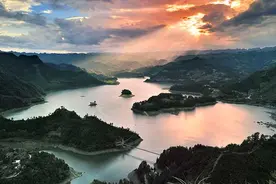 重庆人最爱哪里泡温泉？黔江小南海人气第一！图片